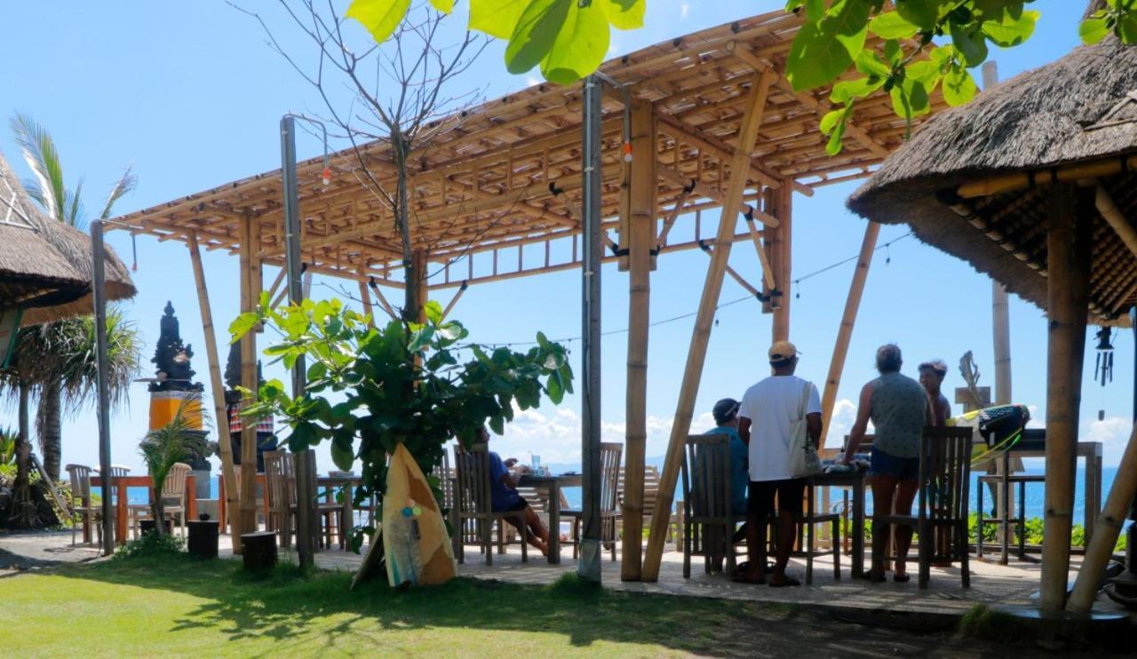 Keramas Surf Camp Hotel Exterior photo