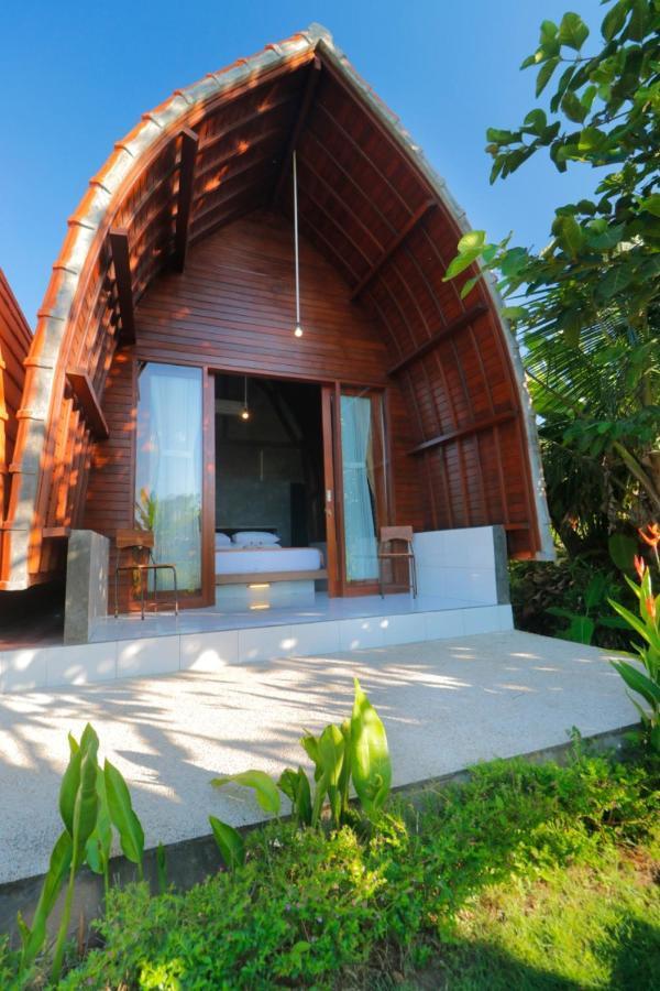 Keramas Surf Camp Hotel Exterior photo