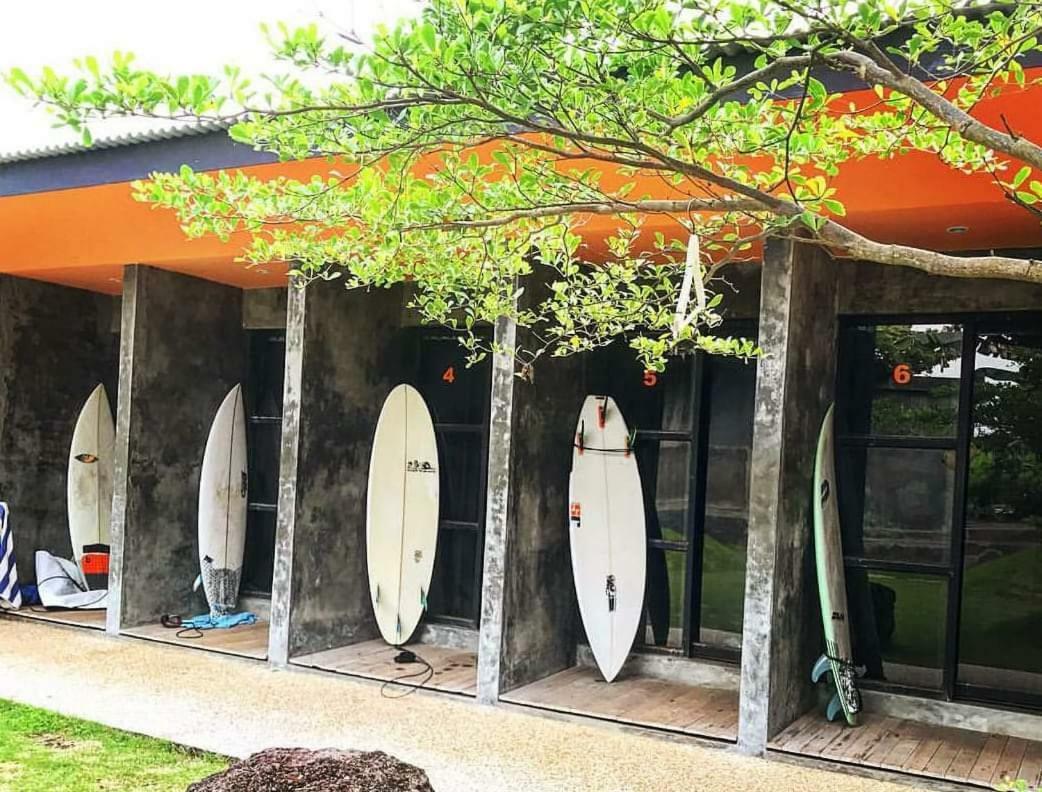 Keramas Surf Camp Hotel Exterior photo